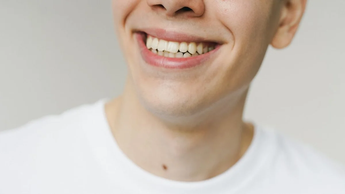 Segredos para conquistar um sorriso mais branco em Fortaleza